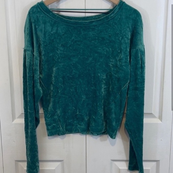 FREE PEOPLE We The Free Crushed Green Velvet Sweater - Picture 2 of 9
